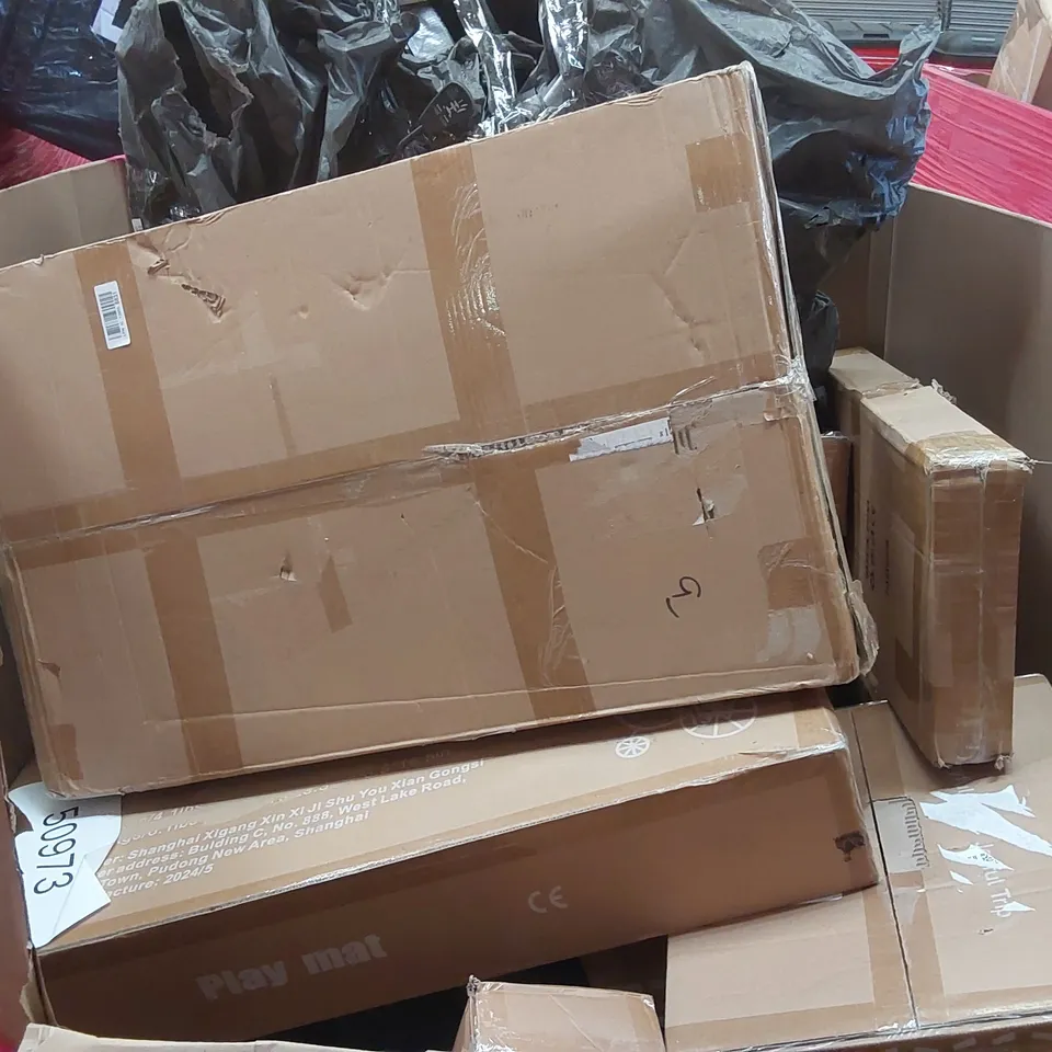 PALLET OF ASSORTED ITEMS INCLUDING: MOBICLINIC CONVERTIBLE STROLLER, OFFICE CHAIR, SMART TOWER FAN, PLAYPENS ECT