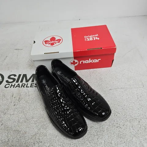 RIEKER BLACK CROC‑EFFECT WEDGE SLIP-ON SHOES – UK 6½ (EU 40)
