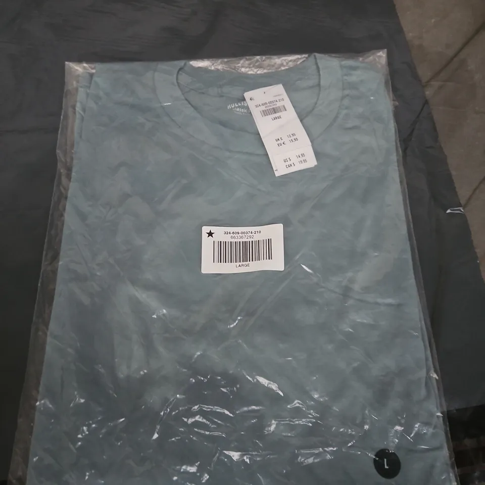 HOLLISTER CLASSIC TEAL T-SHIRT - LARGE