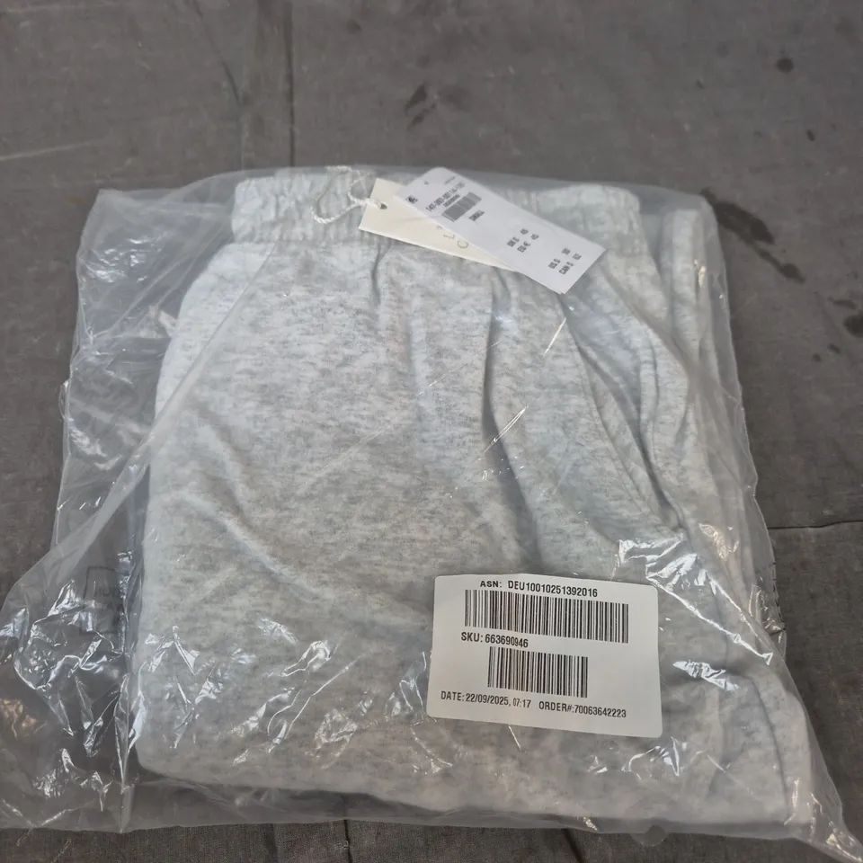 ABERCROMBIE AND FITCH GREY PYJAMAS BOTTOMS SIZE S