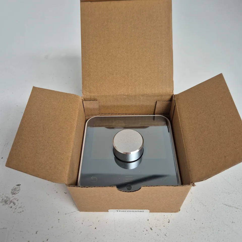 HIVE THERMOSTAT – GLASS-FRONTED UNIT WITH QUICK START GUIDE, BOXED