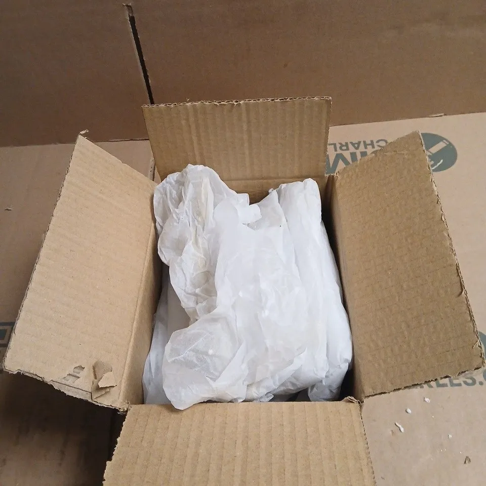 LOT OF 12 GISELA GRAHAM GOLD KEY THEMED HANGING TREE DECORATIONS