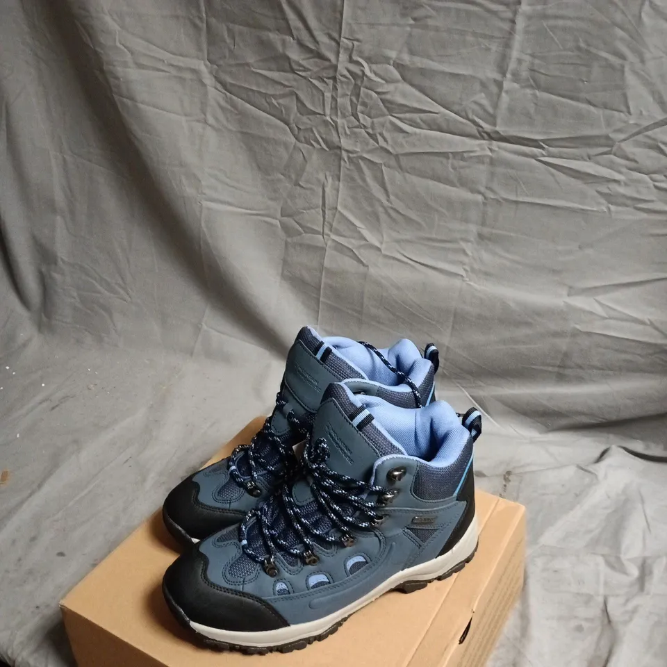 MOUNTAIN WAREHOUSE ADVENTURER WOMEN'S WATERPROOF WALKING BOOT – NAVY, UK7 (US 9, EU 40)