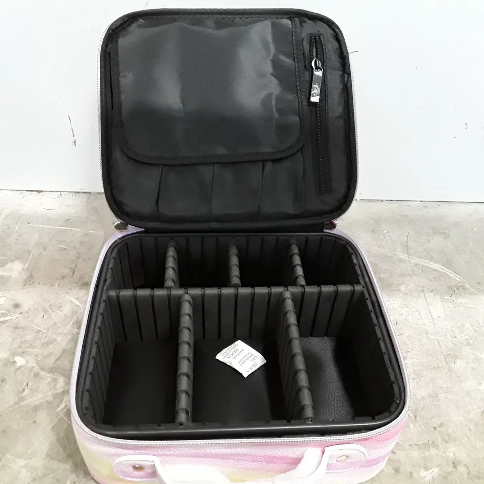 BOXED TILI MAKE UP ORGANISER VANITY CASE IN MULTI