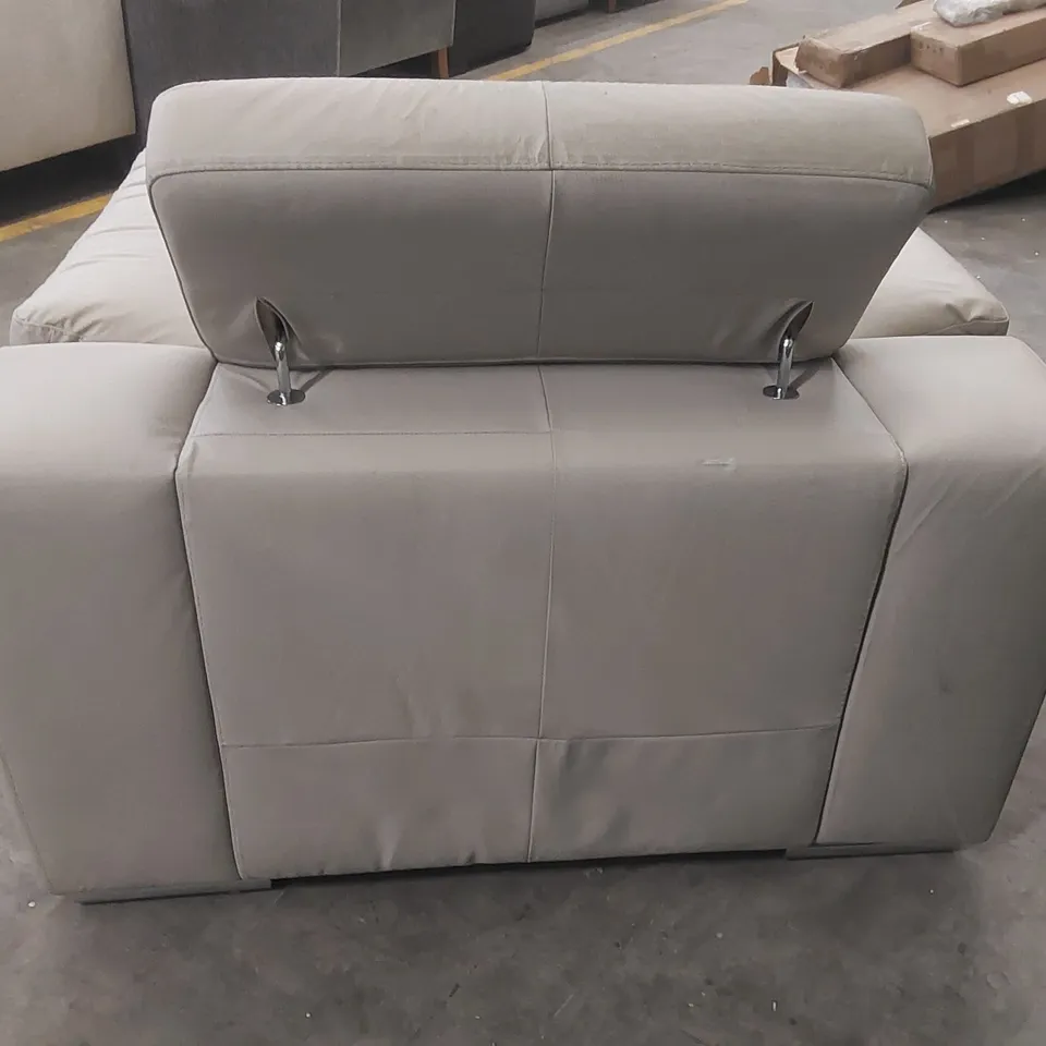 QUALITY DESIGNER FAUX LEATHER ARMCHAIR