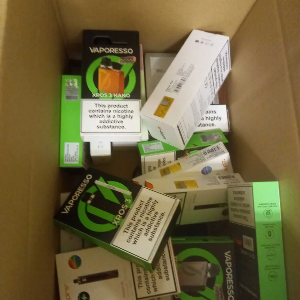 APPROXIMATELY 20 BOXED E-CIGARETTES TO INCLUDE VOOPOO, VAPORESSO, ASPIRE ETC 
