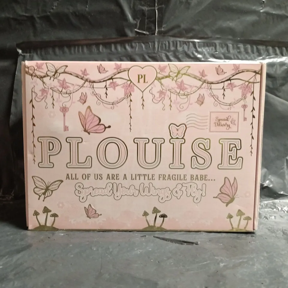 P.LOUISE MYSTERY BEAUTY BOX SET