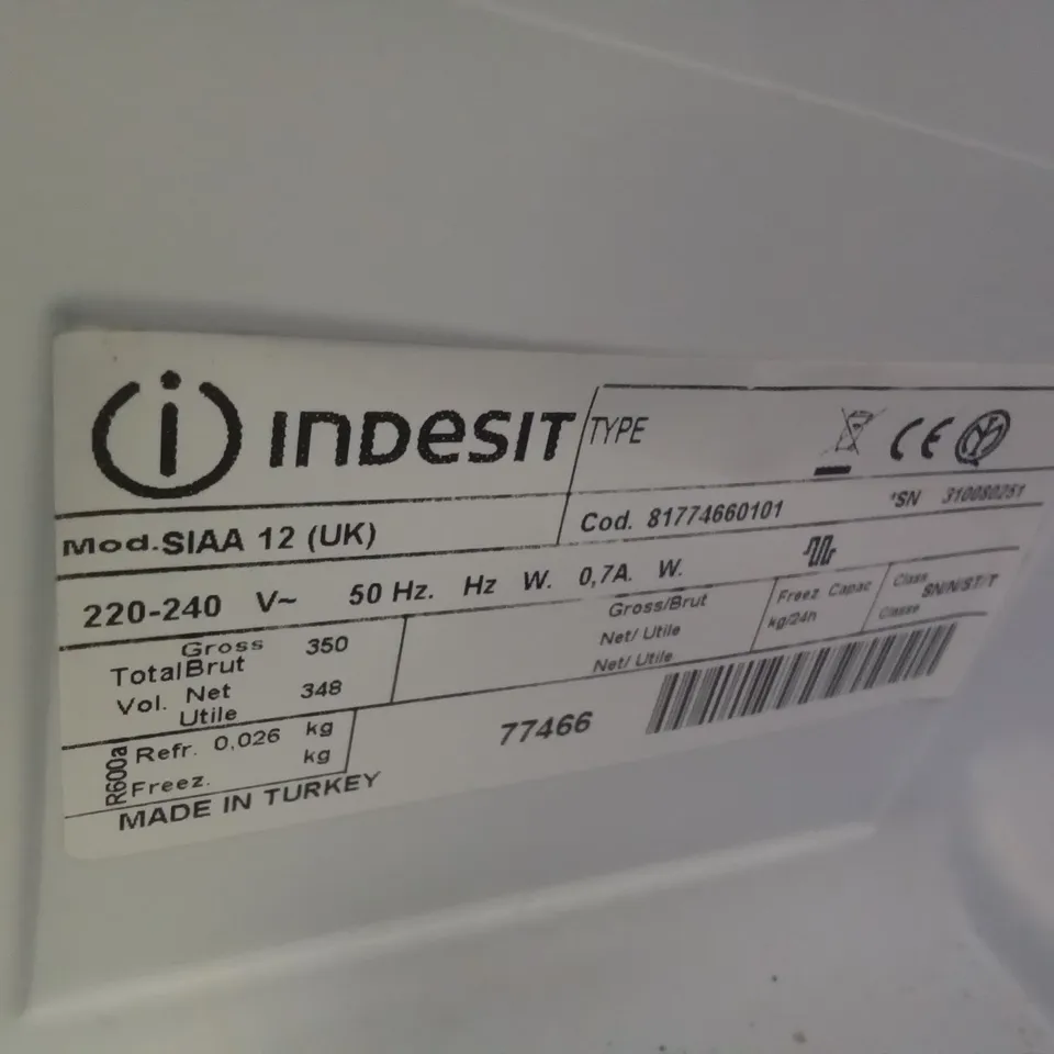 INDESIT SIAA 12 UPRIGHT FRIDGE