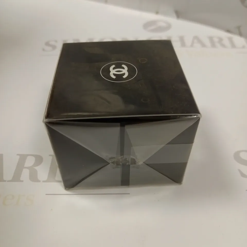 CHANEL- LE LIFT LIP & CONTOUR CARE 15G