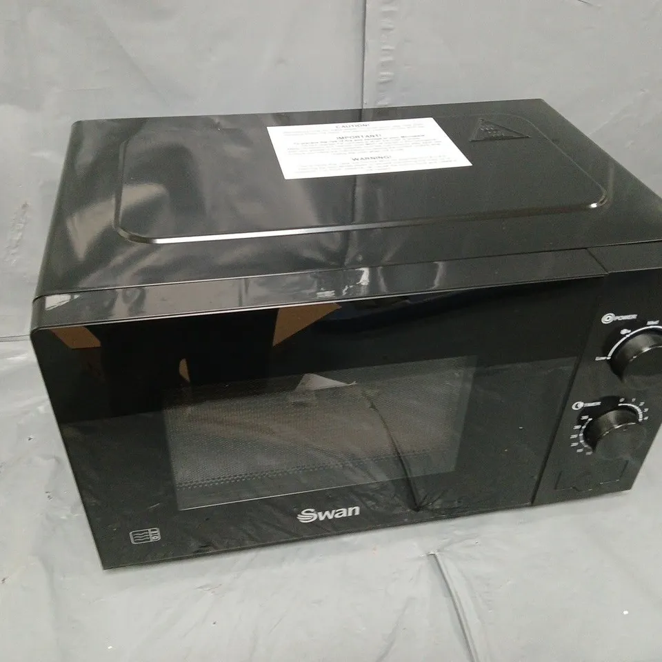 SWAN 20L 700W MANUAL MICROWAVE - BLACK - COLLECTION ONLY