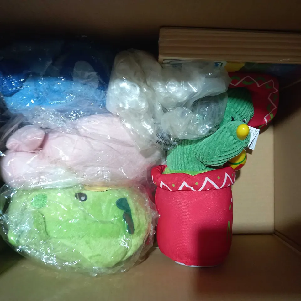 BOX OF APPROXIMATELY 5 ASSORTED TOYS AND GAMES TO INCLUDE MAKE & CREATE PAINT YOUR OWN PLASTER ANIMALS, BUBBLE OCTOPUS CHILDREN BATH GOOD PARTNERS, WITH SNUGGLES SOFT PLUSH DINOSAUR IN BLUE, ETC