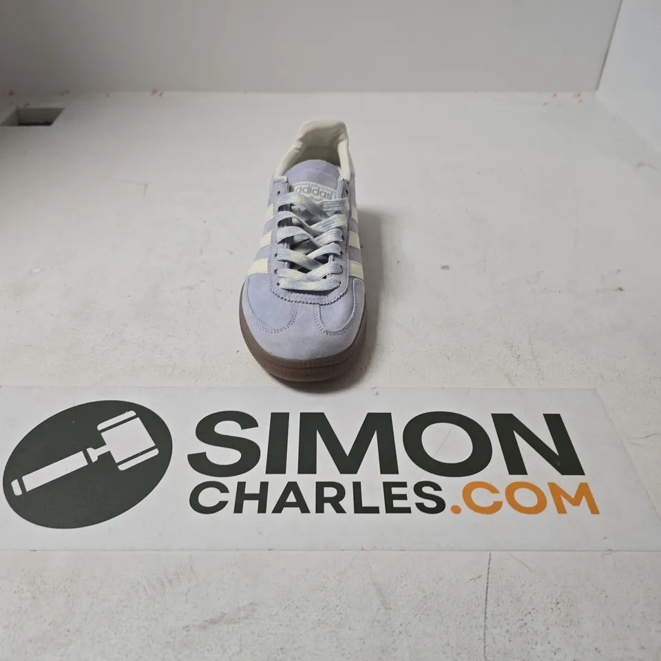 UNBOXED PAIR OF ADIDAS HANDBALL SPECIAL TRAINERS IN LIGHT BLUE - UK 5