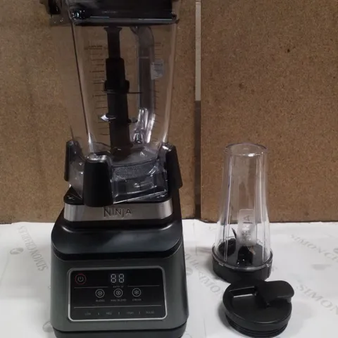 BOXED NINJA 2-IN-1 BLENDER