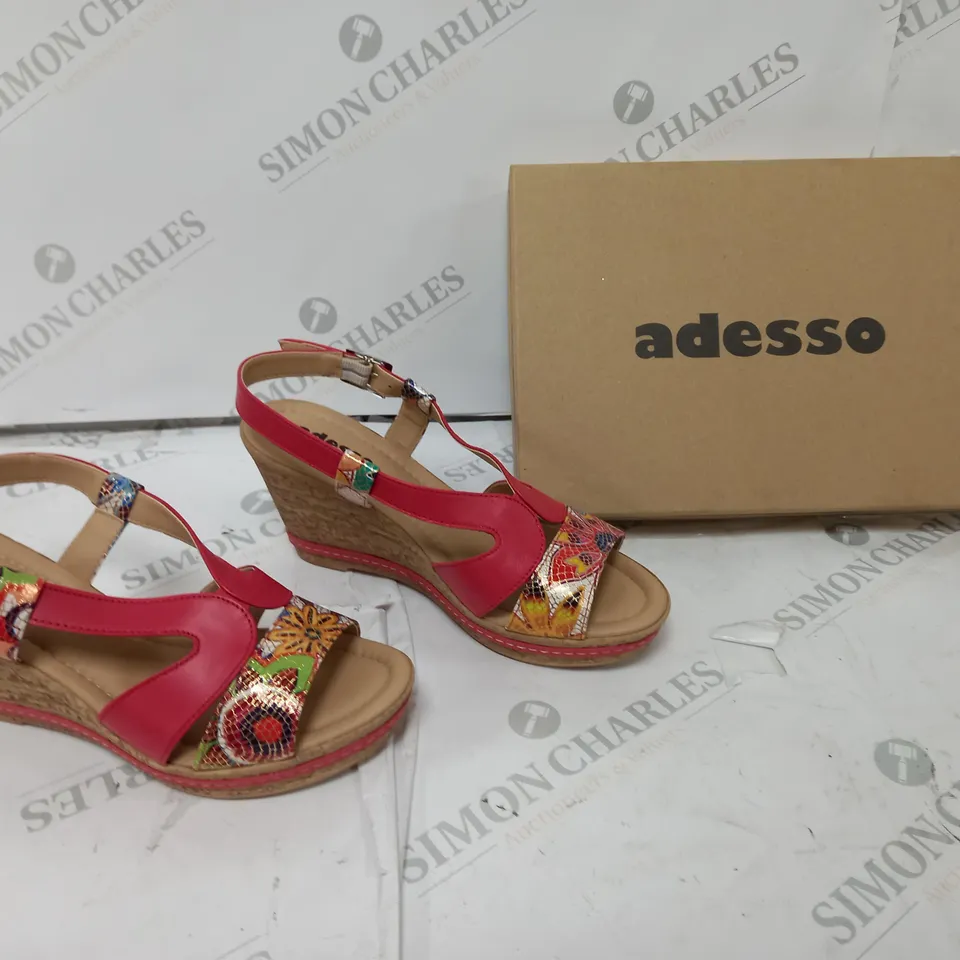 ADESSO CORAL SIZE 6 BLOCK HEELS 