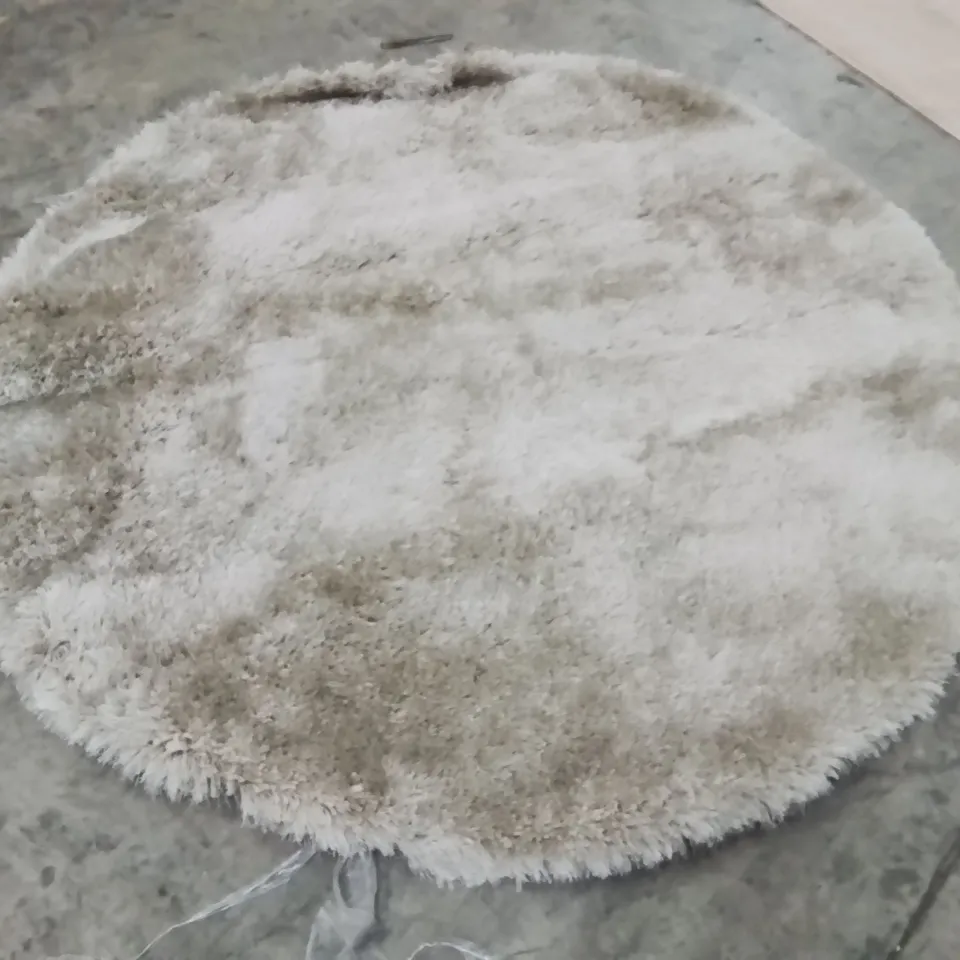 STILLAGE OF APPROXIMATELY 13 QUALITY DESIGNER RUGS