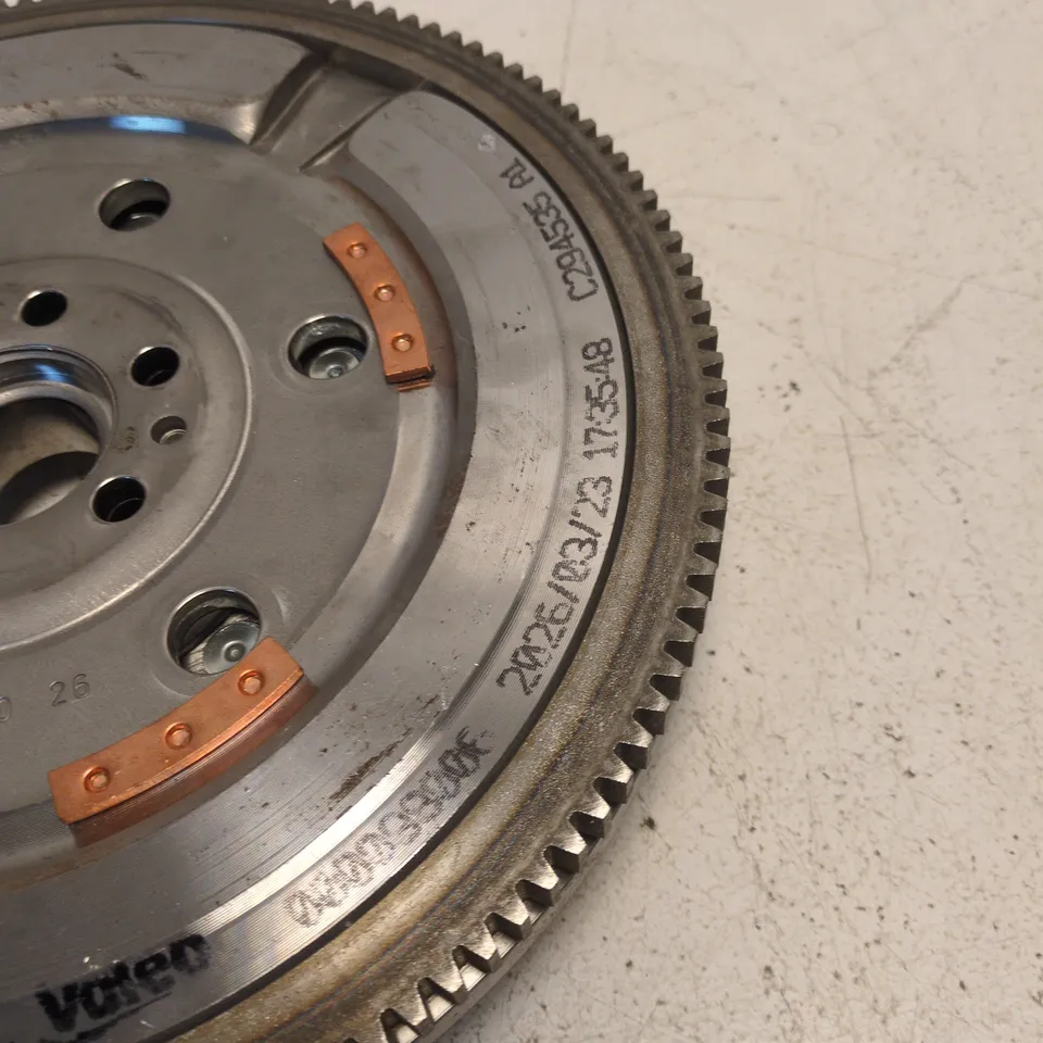 VALEO FLYWHEEL / CLUTCH ASSEMBLY (MADE BY VALEO) – AUTOMOTIVE PARTS