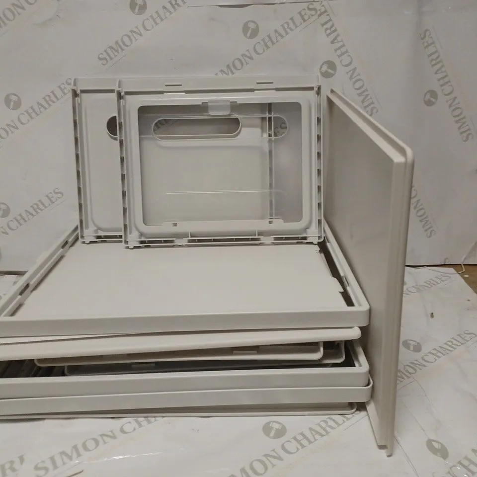 LOT OF STORAGE BINS