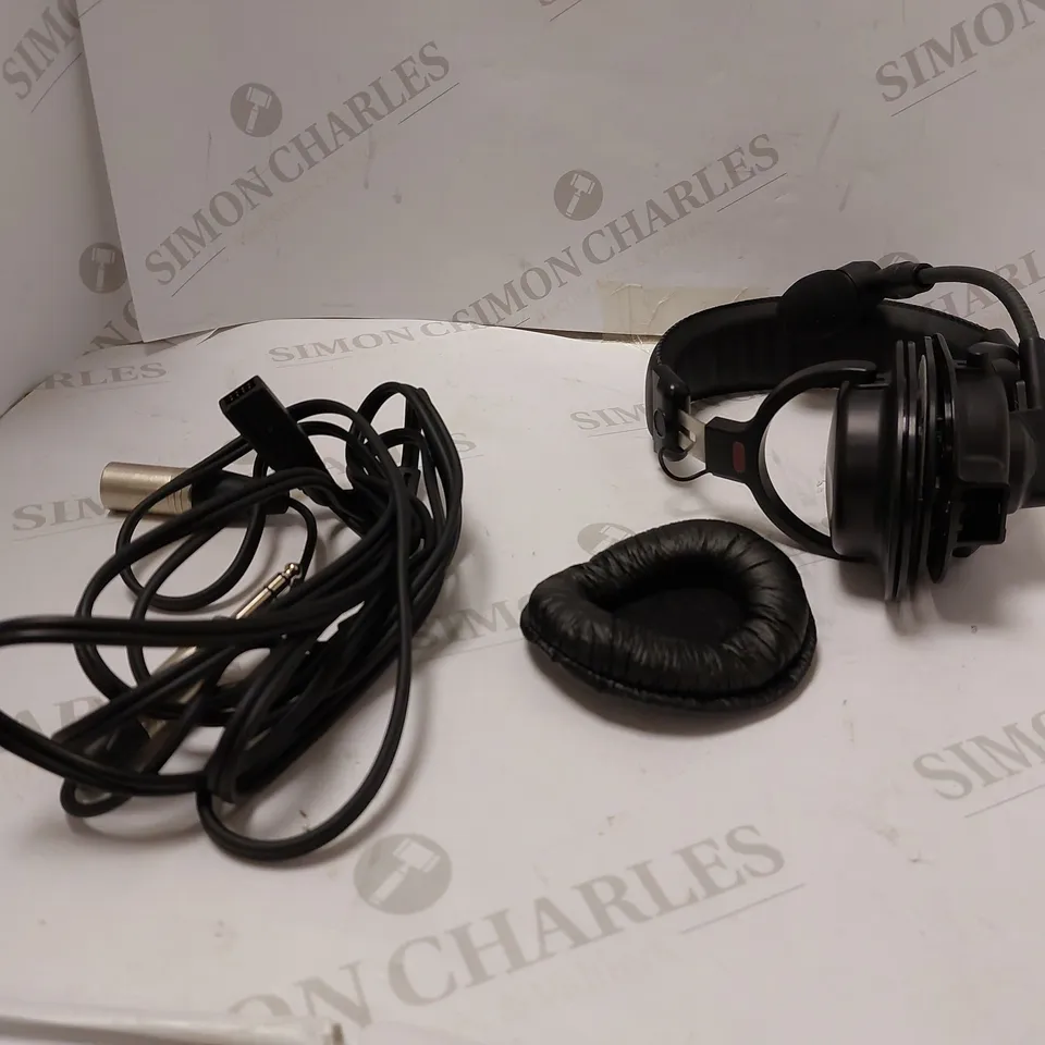 AUDIO TECHNICA BPHS1 BROADCAST STEREO HEADSET 