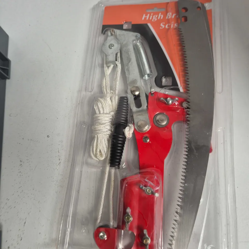 TOTE OF APPROXIMATELY 10 ASSORTED ITEMS TO INCLUDE: HIGH BRANCH SCISSORS