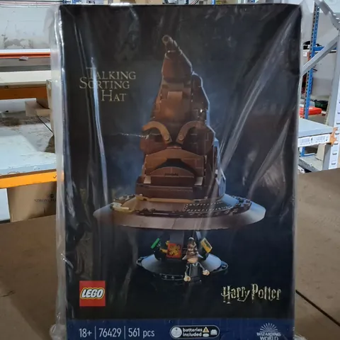 BOXED LEGO HARRY POTTER TALKING SORTING HAT - 76429