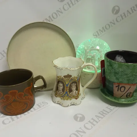 LOT OF 15 ASSORTED POTTERY/GLASS ITEMS - COLLECTION ONLY 
