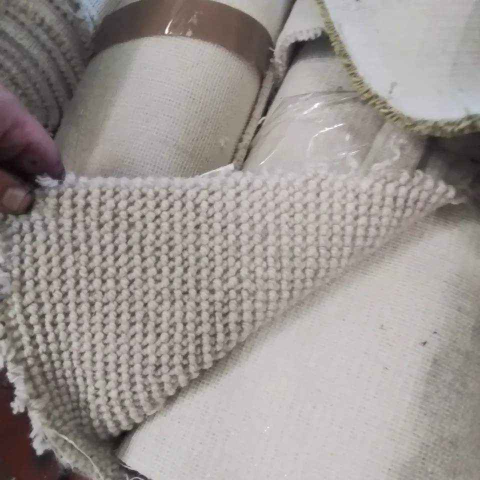 ROLL OF QUALITY BEACHCOMBER DUNE SEASHELL // APPROX SIZE: UNSPECIFIED 