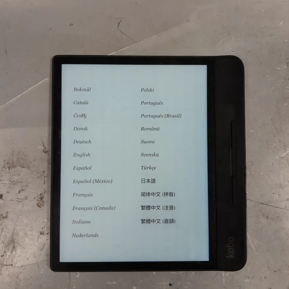 RAKUTEN KOBO E-READER 