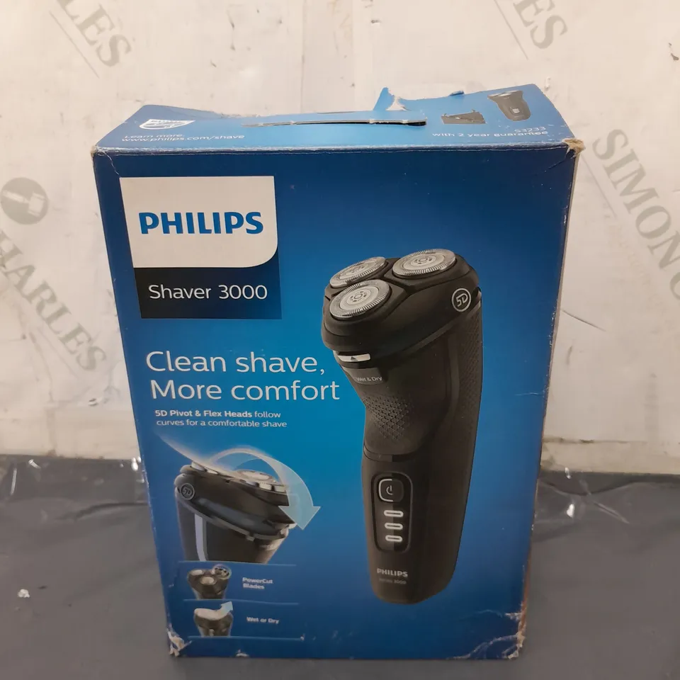 BOXED PHILIPS SHAVER 3000
