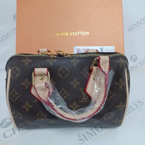 LOUIS VUITTTON LOGO SMALL HANDBAG