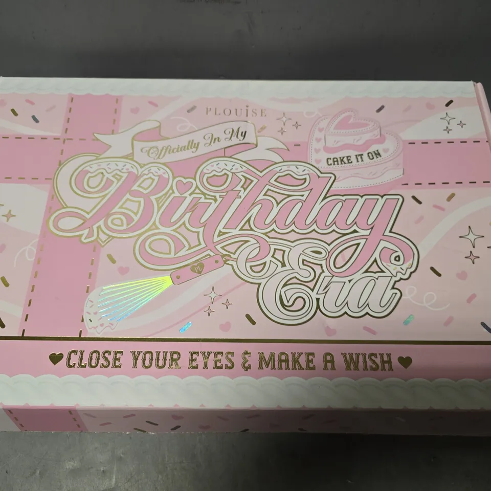 P.LOUISE ASSORTED COSMETIC MYSTERY BOX 