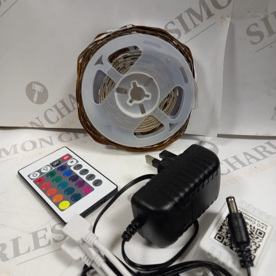 BOXED FLEXIBLE LED STRIP LIGHTS WITH REMOTE 