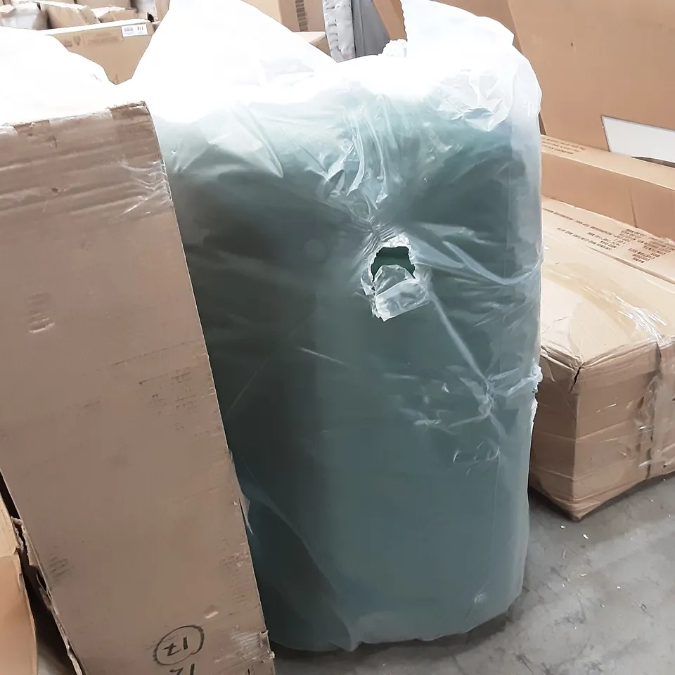 WRAPPED FUTTON MATTRESS 76 IN FOREST GREEN STANDARD 