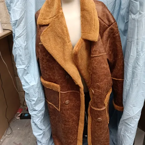 SIMPLY BE. WOMEN'S BROWN FAUX SHEARLING COAT - UK 20