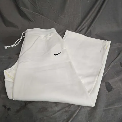 NIKE STANDARD FIT HIGH RISE JOGGERS IN CREAM SIZE XL