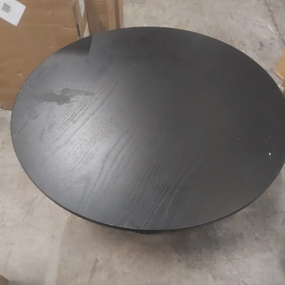 AMARI ROUND COFFEE TABLE