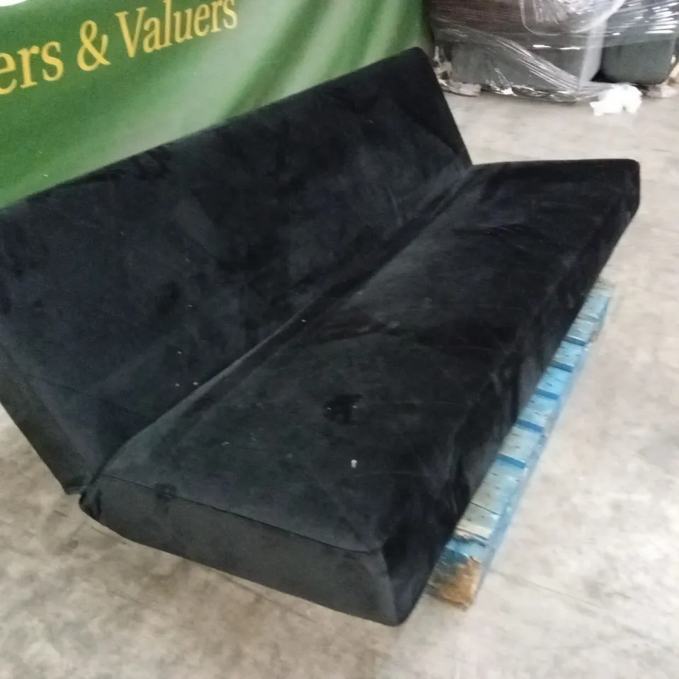 DESIGNER 3 SEATER VELVET FOLDING SOFA BED 