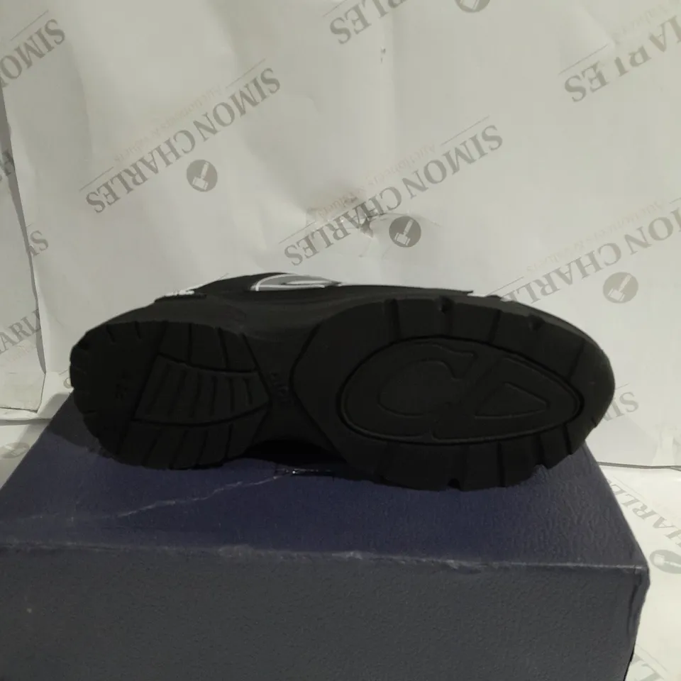 DIOR B30 SNEAKER TRAINERS SIZE 7 