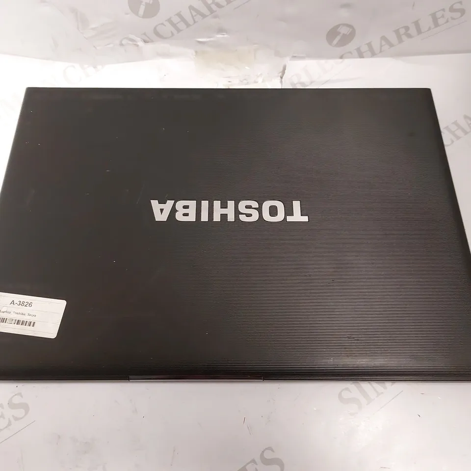 TOSHIBA TECRA LAPTOP - BLACK