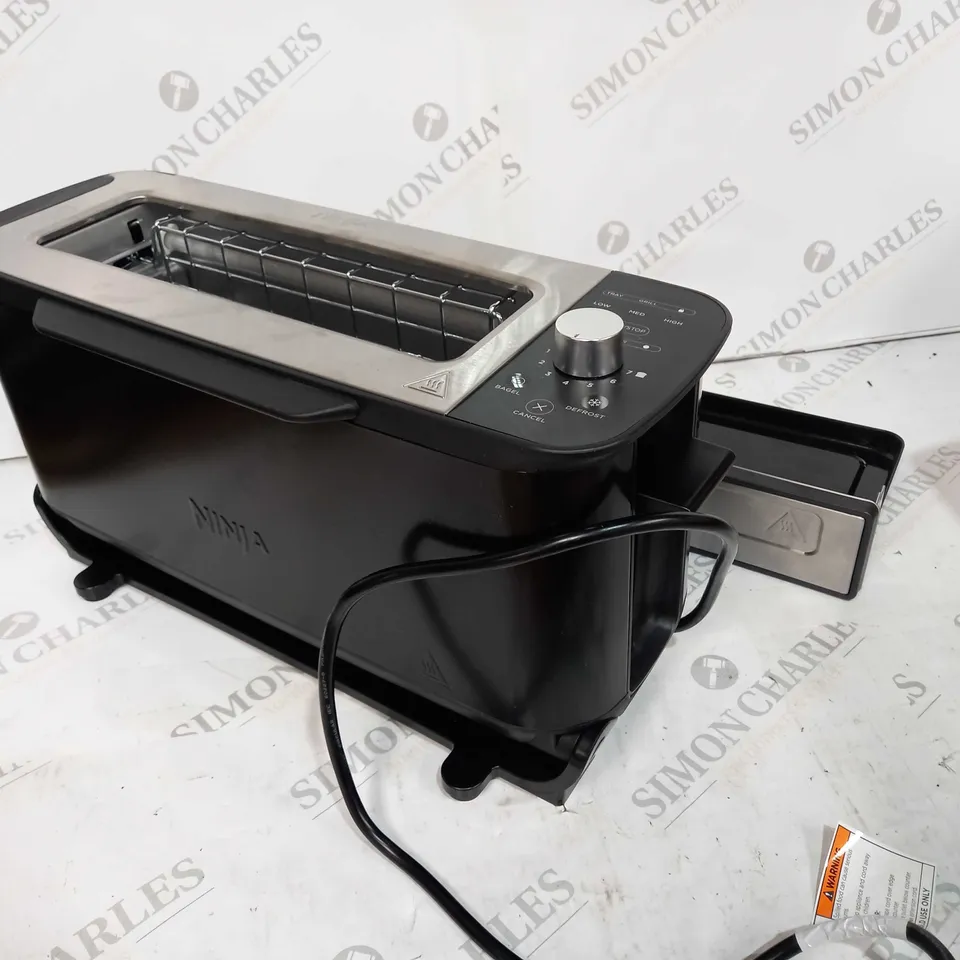 BOXED NINJA 2-IN-1 TOASTER & GRILL ST100UK
