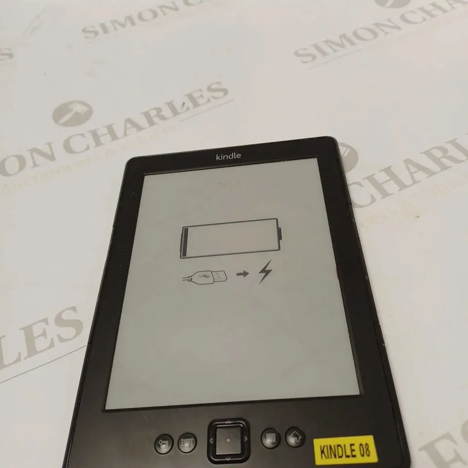 AMAZON KINDLE D01100