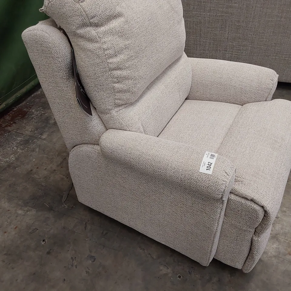 QUALITY BRITISH DESIGNER G PLAN NEWMARKET EASY CHAIR SPECKLE FAWN FABRIC 
