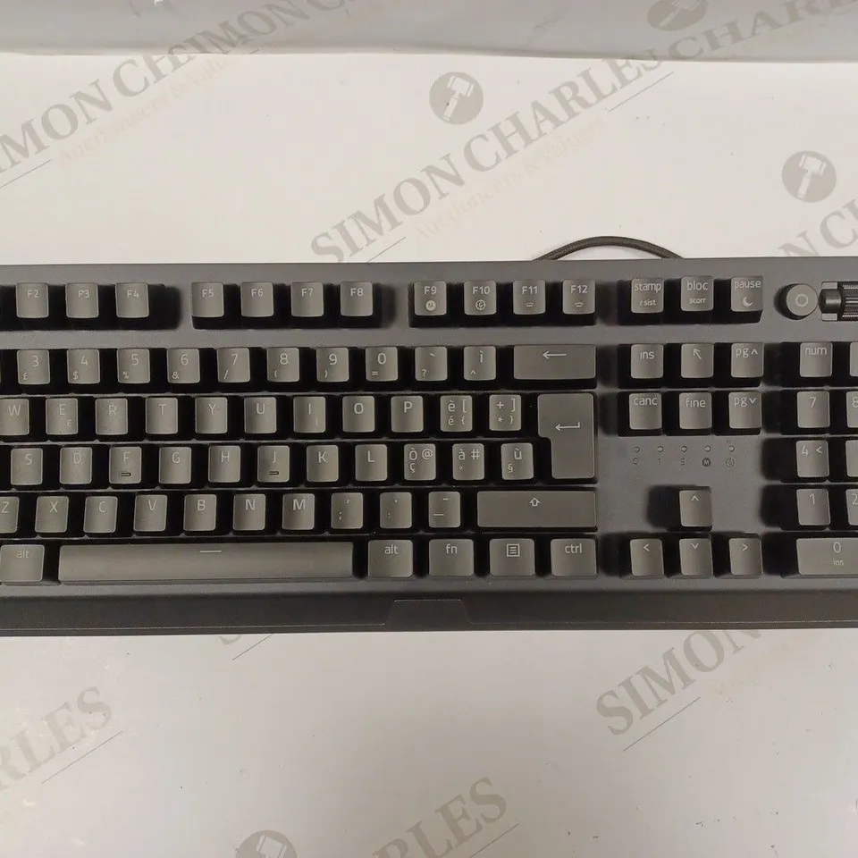 RAZER BLACKWIDOW V3 (GREEN SWITCH) - MECHANICAL GAMING KEYBOARD