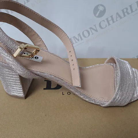 BOXED DUNE LONDON METALLIC-FABRIC BARELY THERE SANDAL SIZE 6