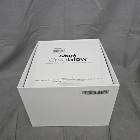 SHARK CRYOGLOW LED MASK WITH CHARGING STAND