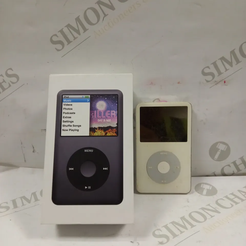 BOXED APPLE A1136 IPOD