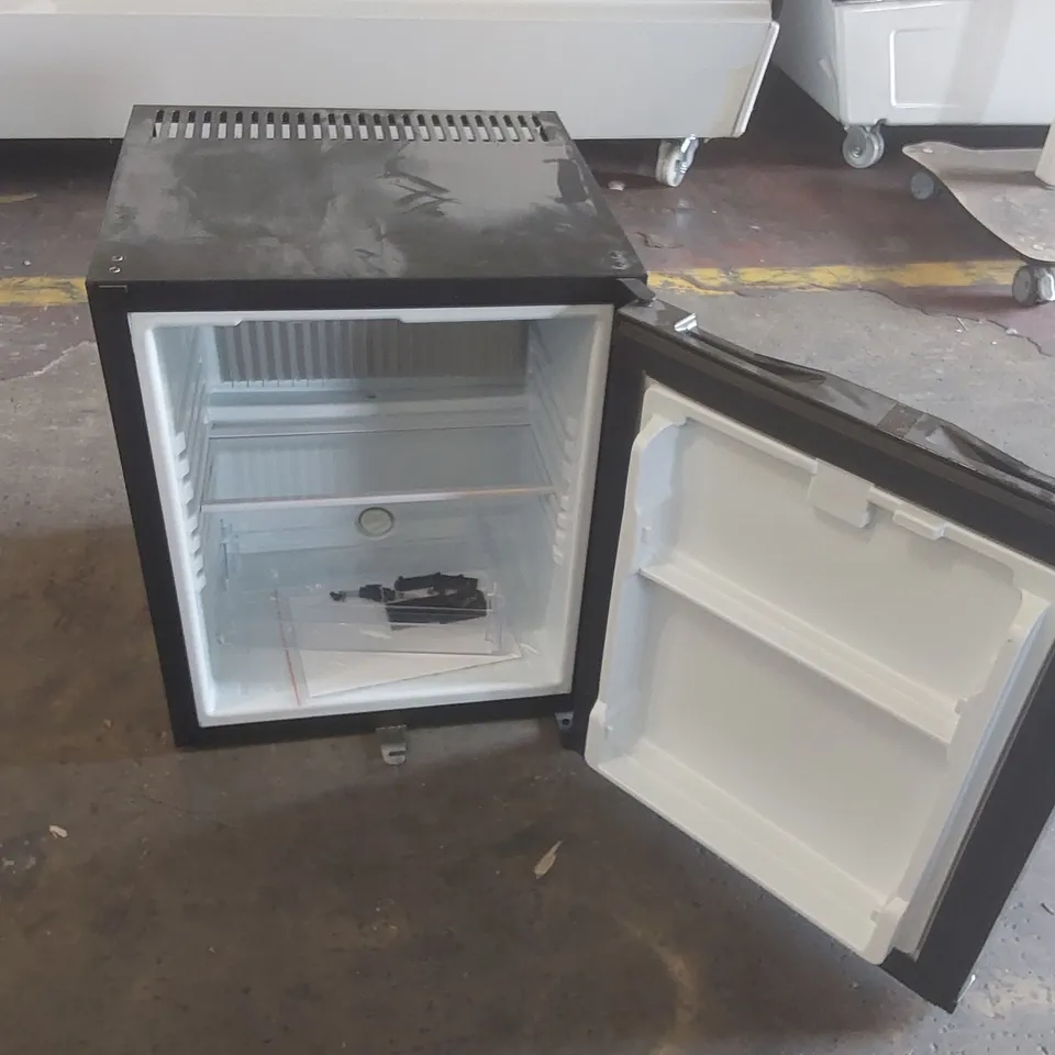 BLIZZARD BMB30 30L MINI BAR FRIDGE