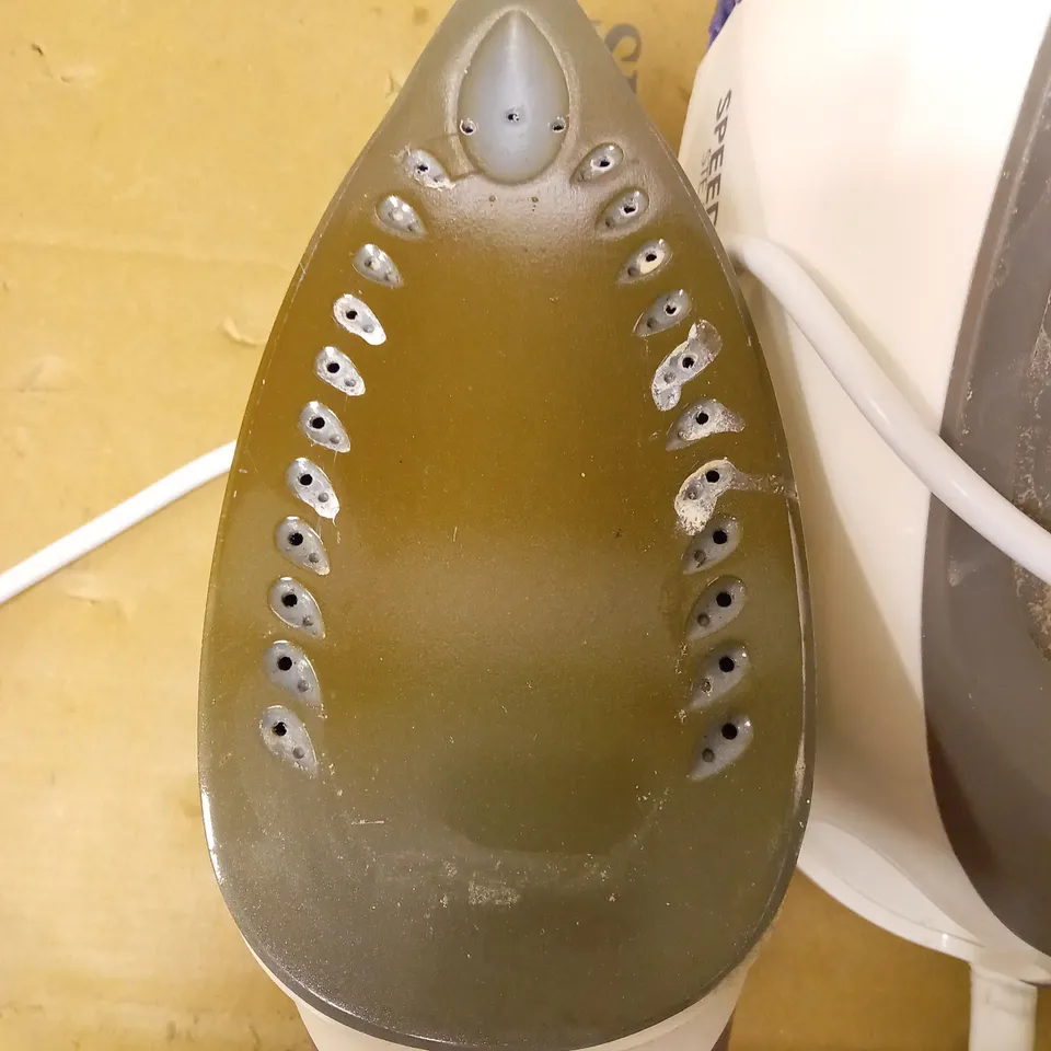 MORPHY RICHARDS SPEED GENERATOR IRON 