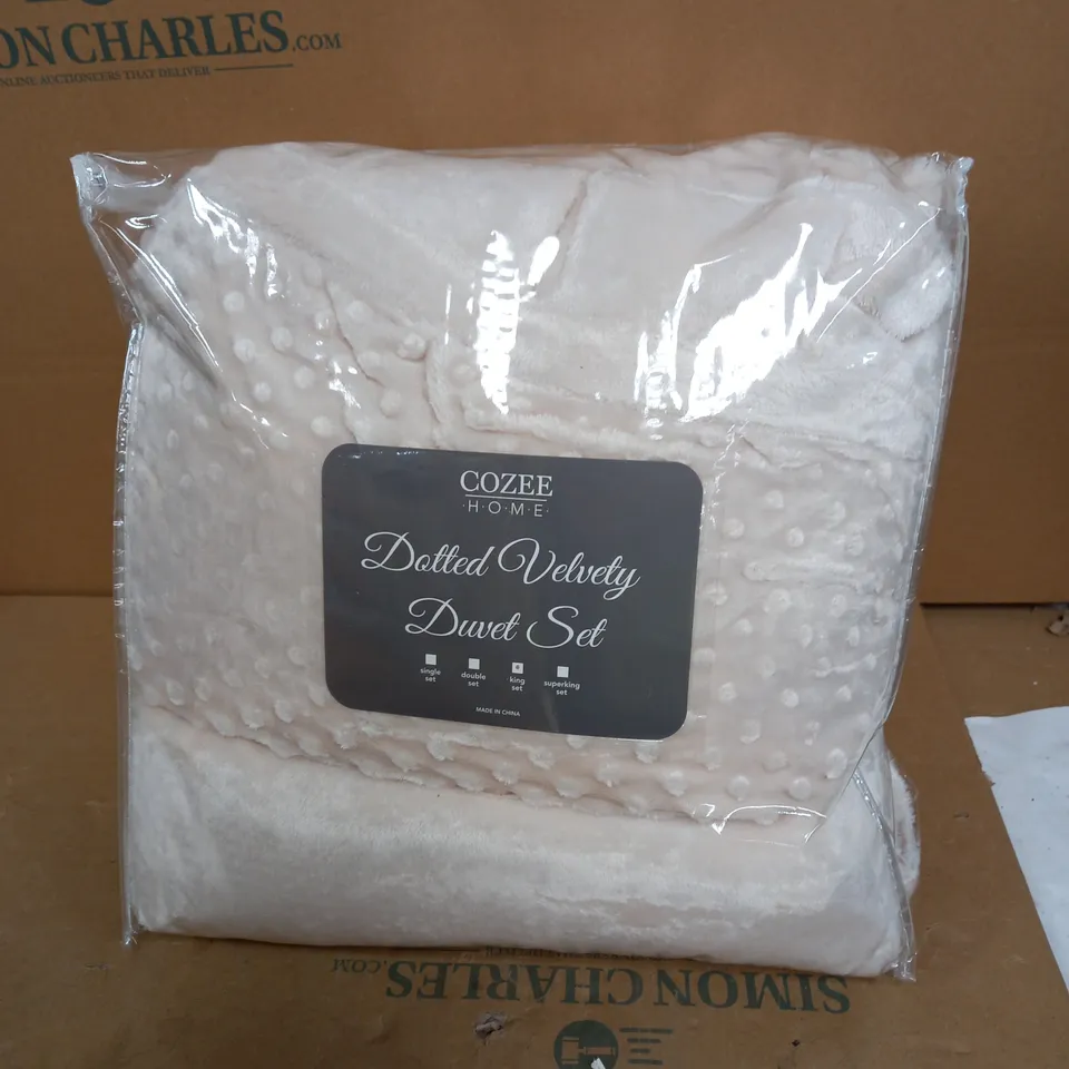 COZEE HOME DOTTED DUVET SET - IVORY - KING