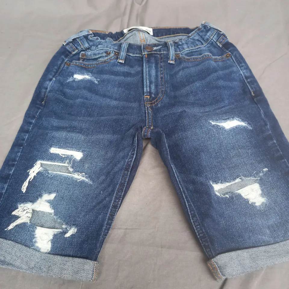 ABERCROMBIE KIDS DENIM SHORTS - 11/12 YEARS 