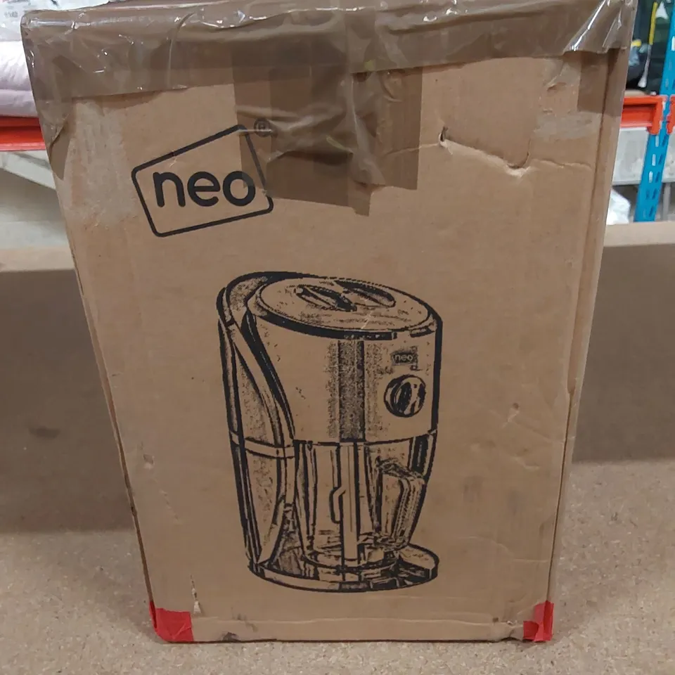 BOXED NEO ICE CRUSHER SLUSH MACHINE - RED (1 BOX)